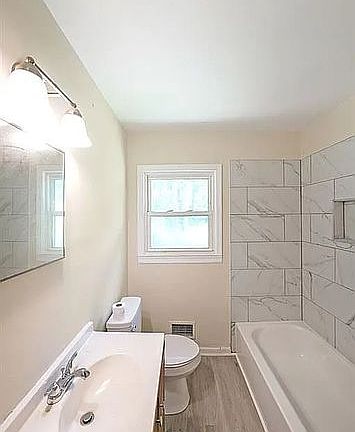 5th image of 2934 Gresham Rd SE