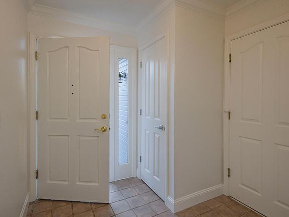 4th image of 528 Hermosa Ave