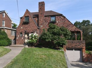 310 Newburn Dr, Pittsburgh, PA 15216