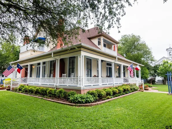 217 W Lafayette St, Jefferson, TX 75657