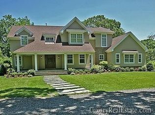 2 Wood Ln, Rumson, NJ 07760