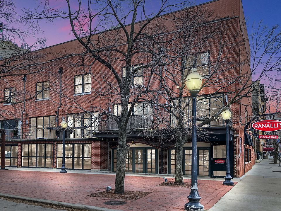 1st image of 1926 N Lincoln Park W #P9