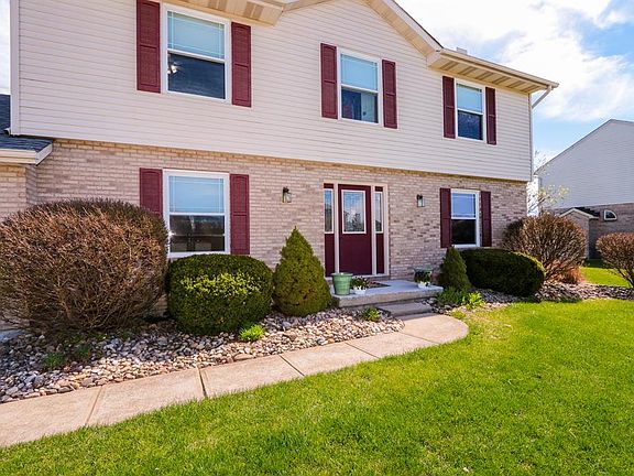 3rd image of 6282 Willow Brooke Dr