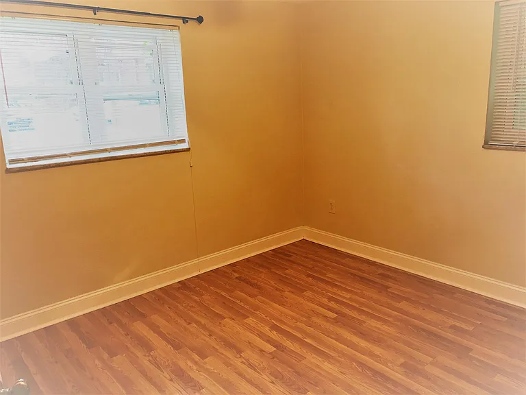 115 Emerson Ave #5 — Photo 8