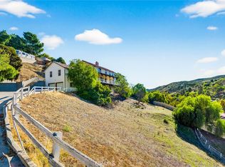 9404 Wayside Dr, Sunland, CA 91040