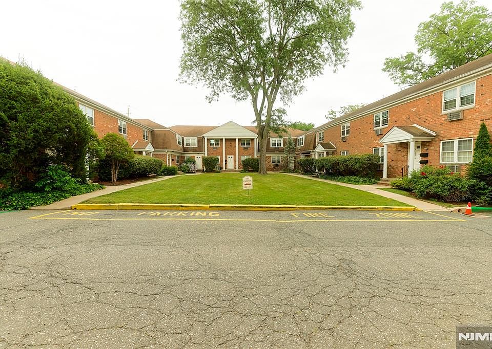 1st image of 131 Fort Lee Road #131B