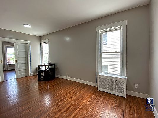 4th image of 657 40th St Floor 2