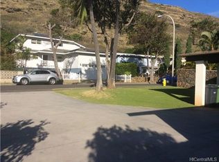 527 Pepeekeo Pl, Honolulu, HI 96825