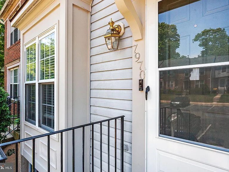 7970 Heather Mist Dr — Photo 2