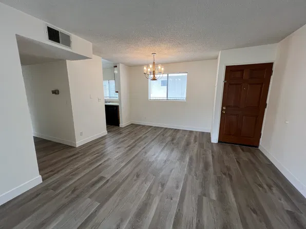 1117 Elm Ave #103, Glendale, CA 91201