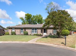 923 Cypress Dr, Allen, TX 75002