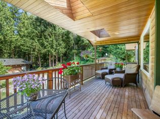 9492 Flagstaff Ln, La Conner, WA 98257