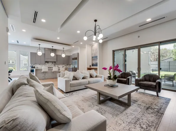 4528 W Amherst Ave, Dallas, TX 75209