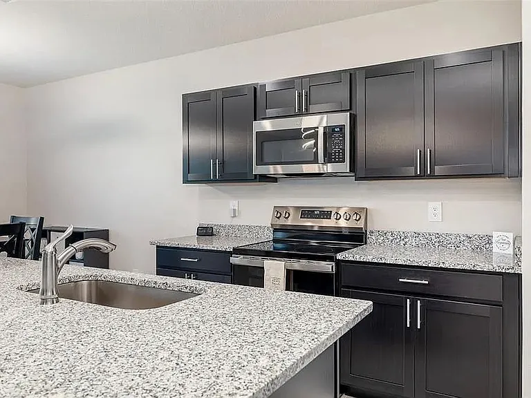619 172nd Ct E — Photo 37