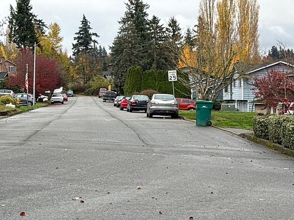 5th image of 6128 60th Pl NE
