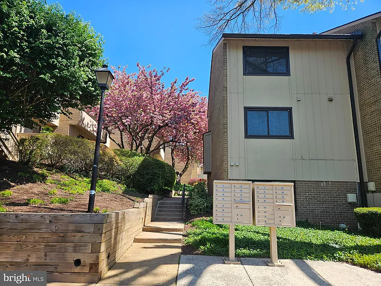2493 Glengyle Dr #146 — Photo 17