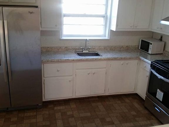3rd image of 8689 23rd Ave #2nd