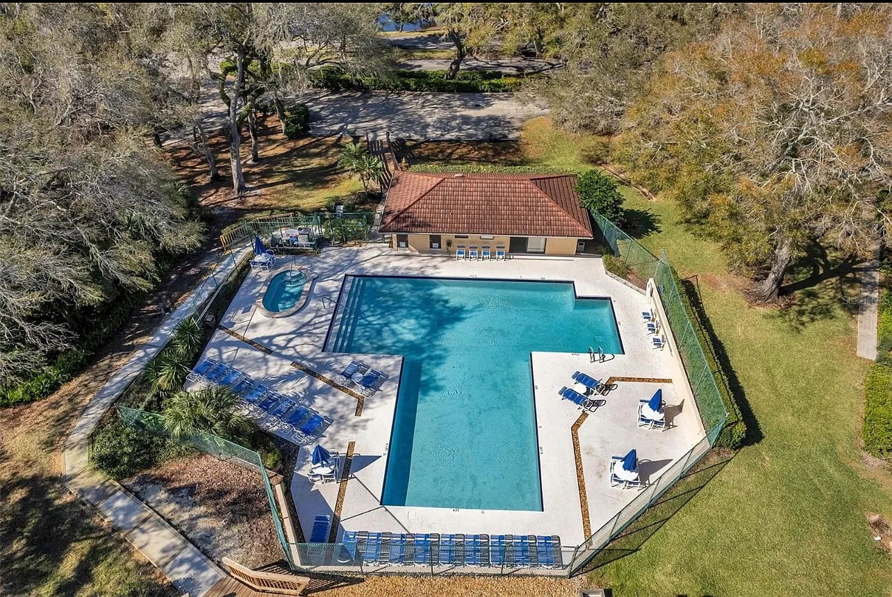 2 bed, 2.5 bath, 1344 sqft, $2,200 — Photo 3