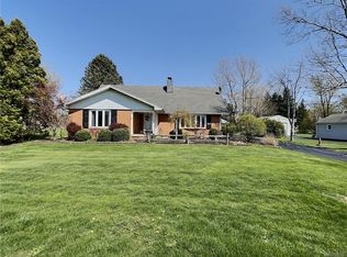 887 Town Line Rd, Lancaster, NY 14086