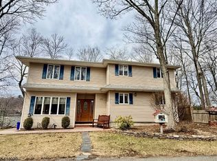 32 Clayton Rd, West Milford Twp., NJ 07421