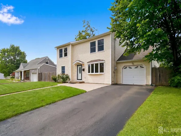 29 Windsor Dr, East Brunswick, NJ 08816