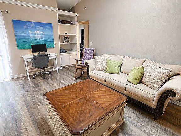 Family Room w/ Fireplace