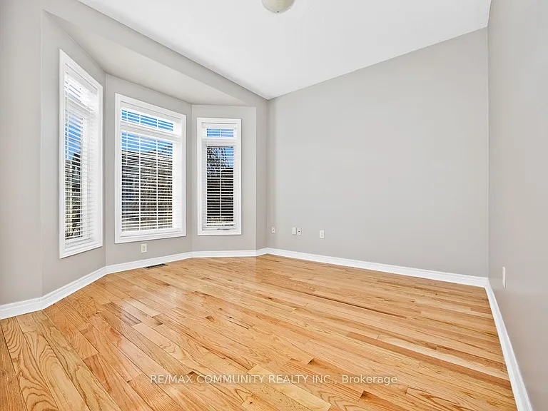 48 Riverwalk Pl — Photo 13