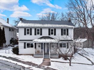 512 Delaware Ave, Olyphant, PA 18447