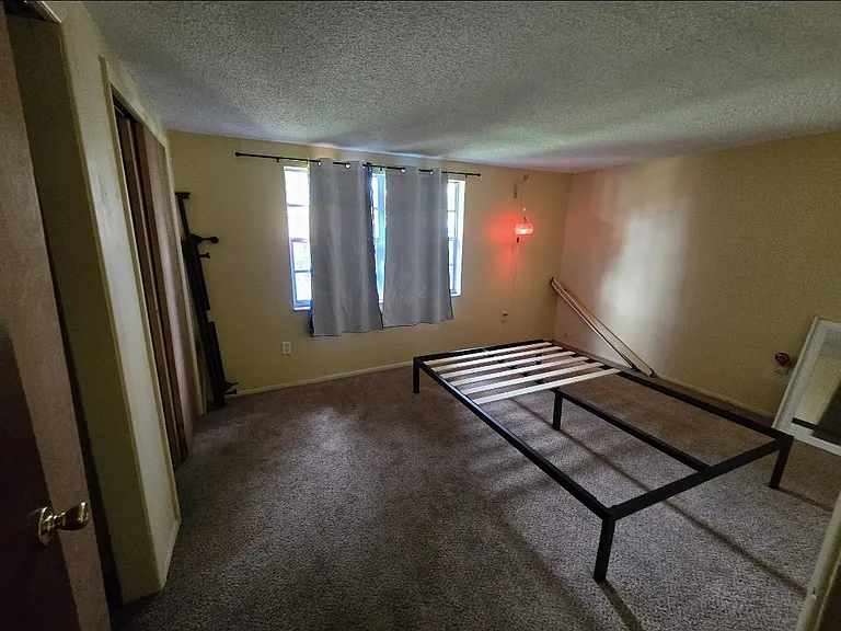 6414 Westport Dr — Photo 4