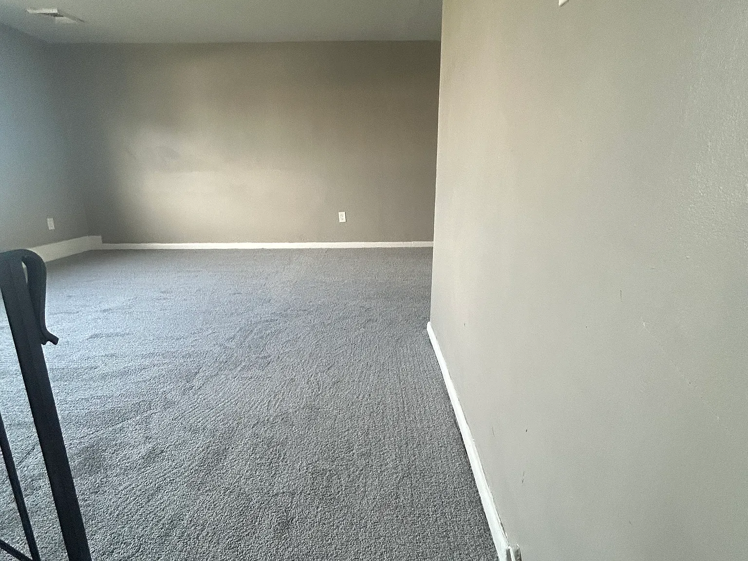 2 bed, 900 sqft, $1,300 — Photo 3
