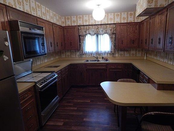4th image of 2515 Bel Air Ct NW