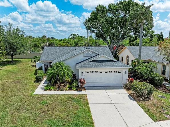 4723 Raintree Street Cir E, Bradenton, FL 34203