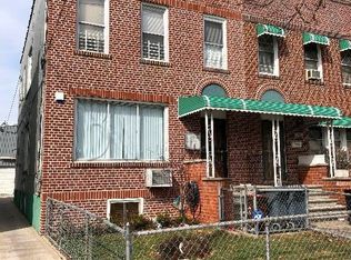 2881 Randall Ave, Bronx, NY 10465