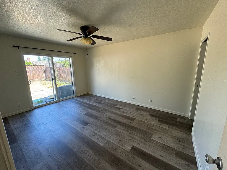 2956 Driftwood Dr — Photo 11