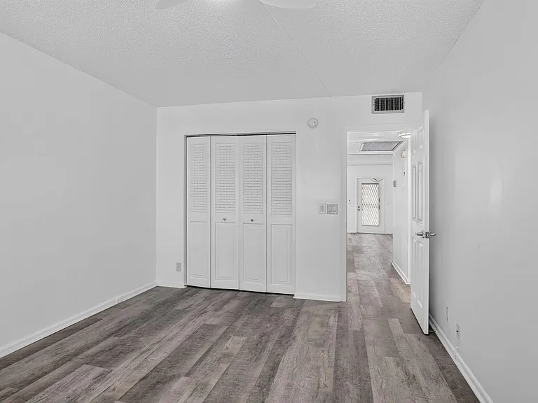 3045 Cornwall Dr #C — Photo 14