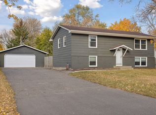 13065 Saratoga Ln N, Champlin, MN 55316