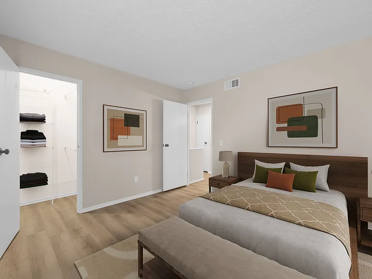 Hyde Park Townhomes — Photo 6