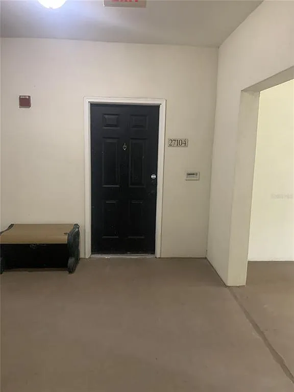 3 bed, 2.0 bath, 1594 sqft, $3,000 — Photo 1