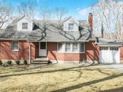 158 Donegan Avenue, East Patchogue, NY, 11772