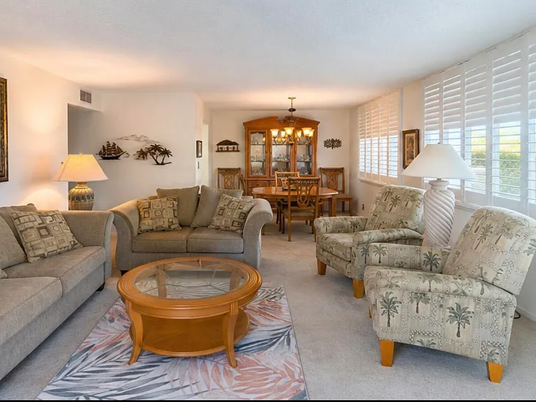2121 N Ocean Blvd #201W — Photo 4