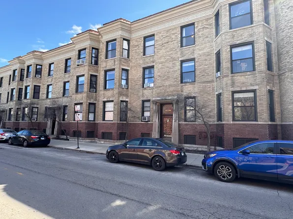 749 W Wellington Ave APT 1, Chicago, IL 60657