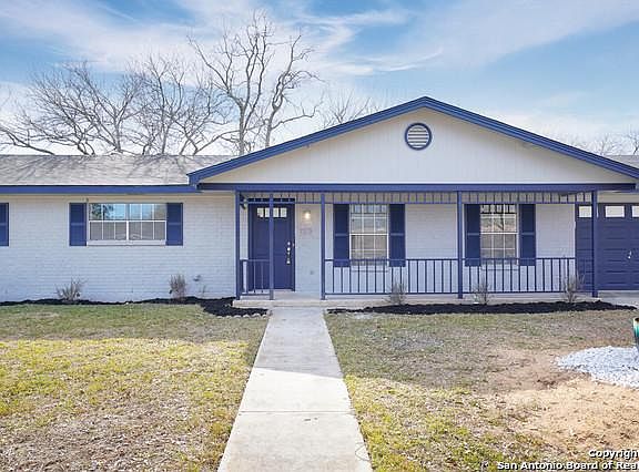 2nd image of 1213 Gardenia Dr