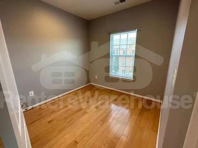 7440 Singers Way — Photo 36