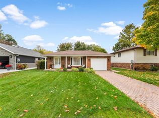 260 Taylor Rd, Essex, ON N0R 1G0