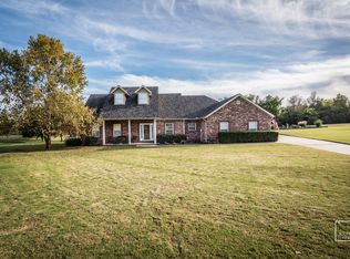 360 Brush Creek Rd, Springdale, AR 72762