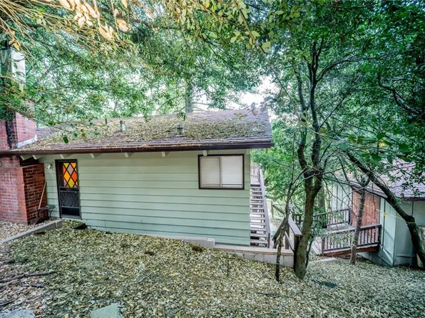 25123 Valle Dr, Crestline, CA 92325