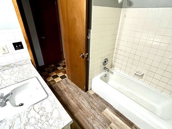 5th image of 7169 N 42nd St #11636251