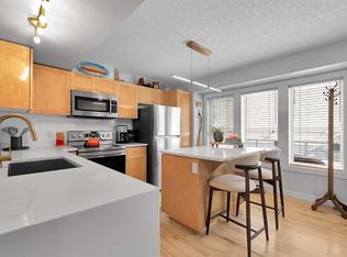 40 SE Patina Ter SW, Calgary, AB T3H4M8