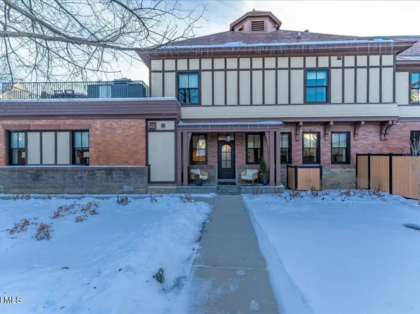 122 Regent Street Unit 3, Saratoga Springs, NY 12866