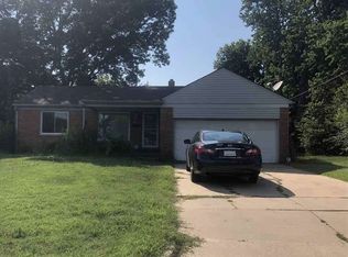 1159 Inverness Dr, Wichita, KS 67218